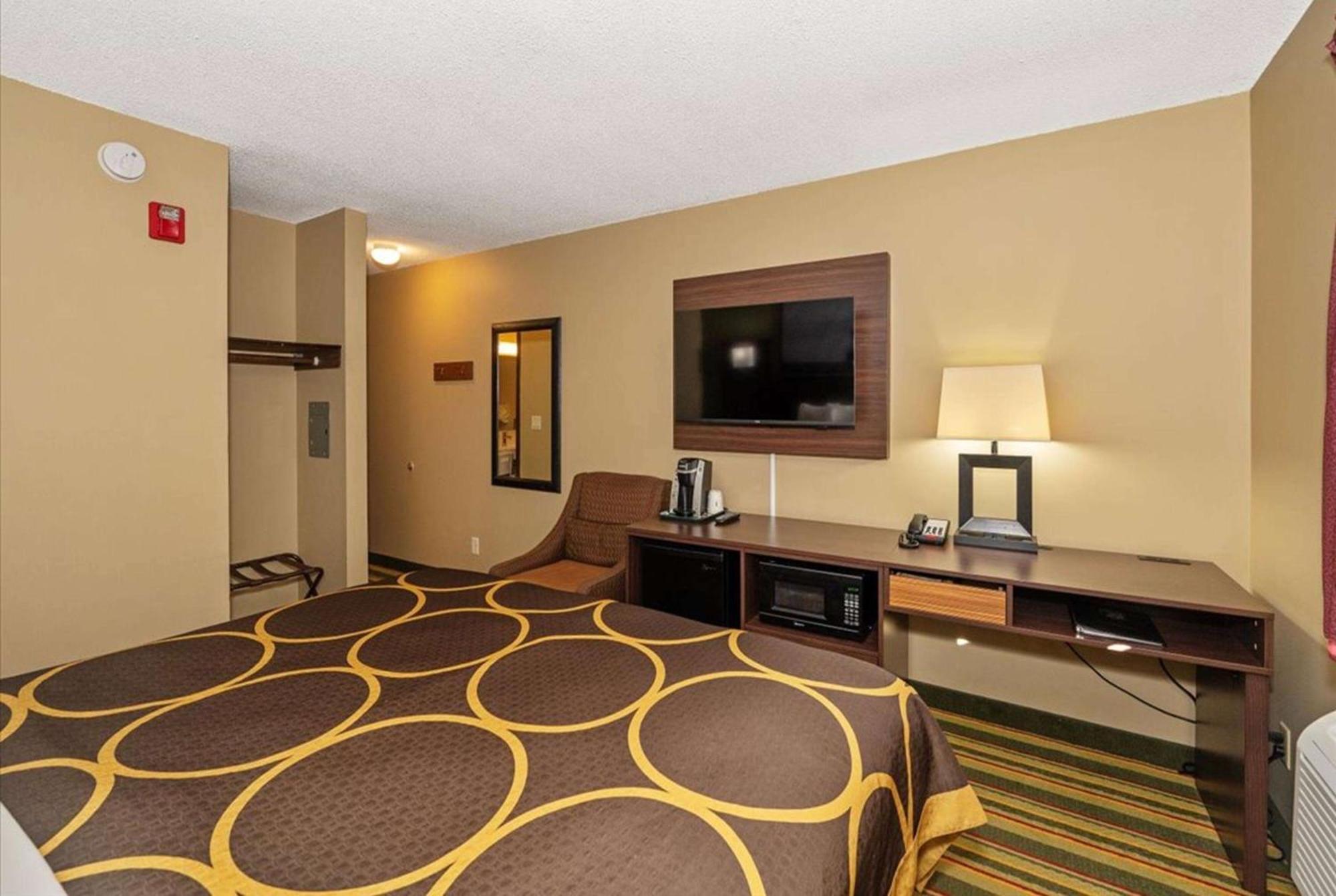 Super 8 By Wyndham Superior Wi Hotell Exteriör bild